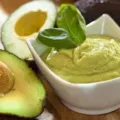 Manfaat dan Cara Membuat Masker Alpukat