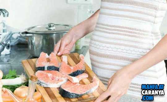 Makanan Yang Wajib Dikonsumsi Ibu Hamil Agar Janin Terlahir Cerdas