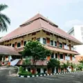 Biaya Pendidikan Program Study Fisika Universitas Indonesia