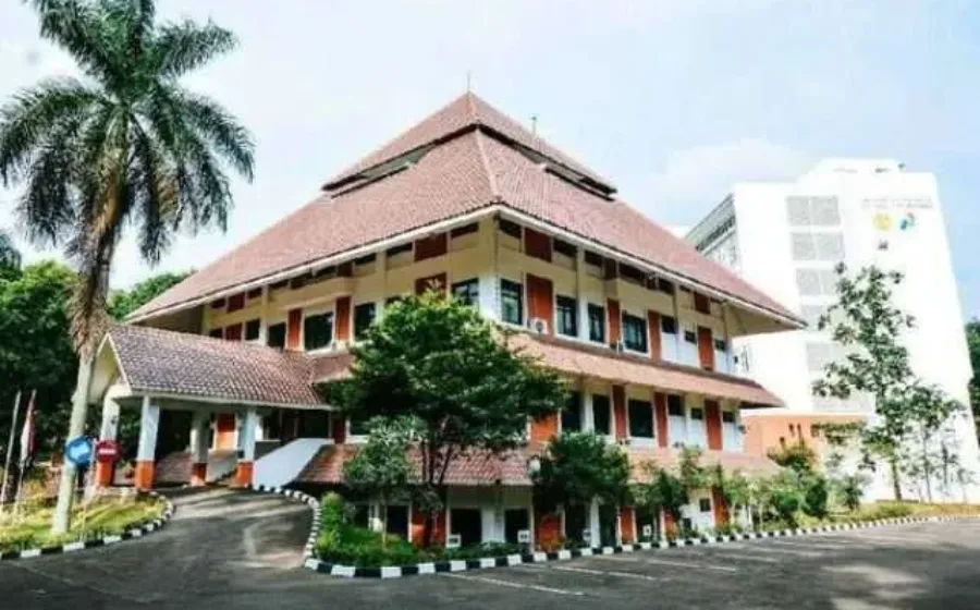 Biaya Pendidikan Program Study Fisika Universitas Indonesia