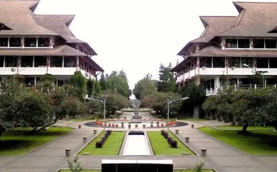 Biaya Pendidikan Program Study Teknik Elektro Universitas Indonesia