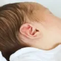 Cara Membersihkan Cerumen Pda Bayi Agar Aman dan Nyaman