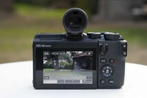 Harga Kamera Canon EOS M6 MARK II Kit Baru Bekas Terbaru