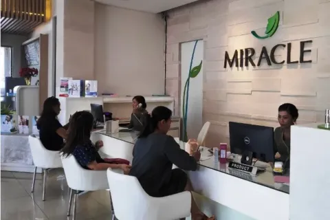 Harga Perawatan Klinik Kecantikan Miracle Clinik Terbaru
