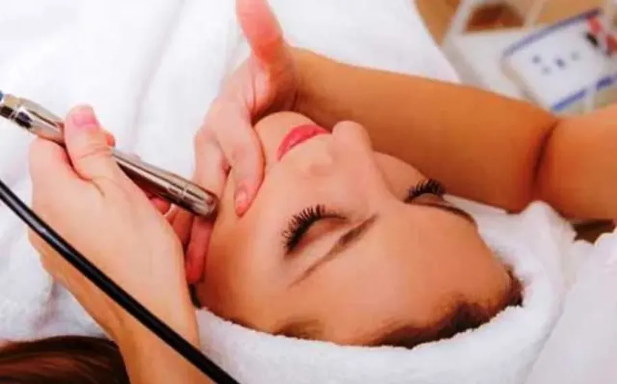 Harga Perawatan Klinik Kecantikan Zen Terbaru