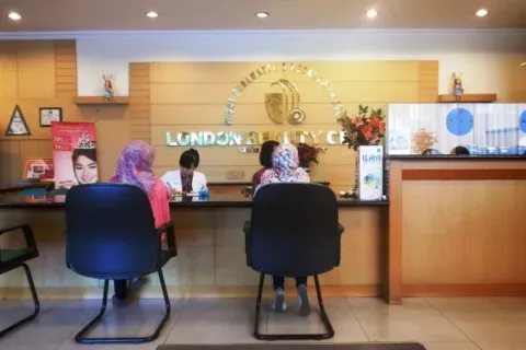 Harga Perawatan Klinik Kecantikan di London Beauty Center LBC Terbaru