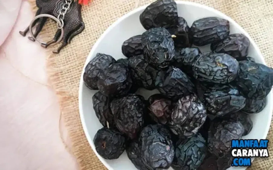 10 Manfaat Buah Kurma Ajwa Yang Begitu Menakjubkan