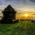 Candi Ijo Yogyakarta Harga Tiket Masuk Sejarah Fasilitas Alamat dan Rute Menuju Lokasi