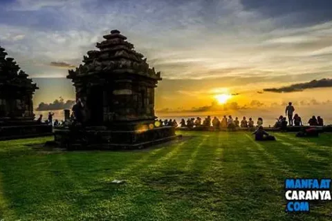 Candi Ijo Yogyakarta Harga Tiket Masuk Sejarah Fasilitas Alamat dan Rute Menuju Lokasi