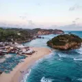 Harga Tiket Masuk Pantai Drini Gunungkidul Sejarah Alamat Lokasi dan Rute