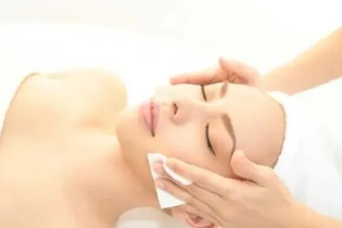 Manfaat Facial Untuk Kesehatan Kulit Wajah