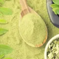 Manfaat Masker Daun Kelor Picture