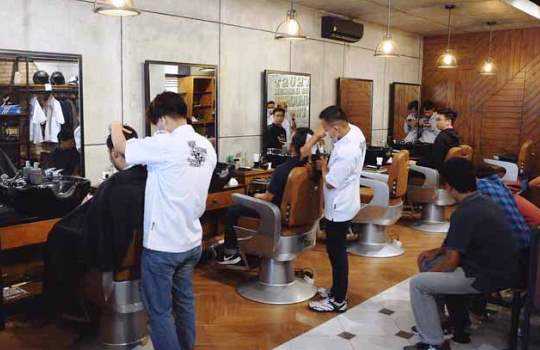 Harga Potong Rambut di Barbershop Jogja Rekomendasi Tempat Cukur Murah Terdekat
