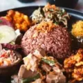 Bagaimana Cara Memasak Beras Merah Agar Tetap Pulen dan Bernutrisi