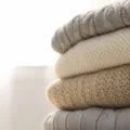 Cara Merawat Knitwear Wanita Agar Tidak Mudah Melar