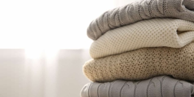 Cara Merawat Knitwear Wanita Agar Tidak Mudah Melar