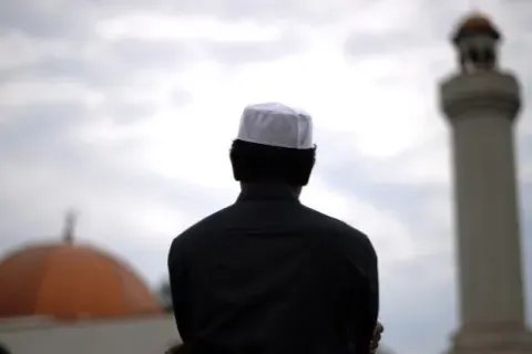 Tuntunan Sunnah Nabi Muhammad Shallallahu ‘Alaihi Wasallam dalam Agama Islam