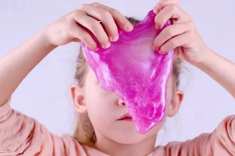 Tips Jitu Menghilangkan Slime yang Menempel di Baju