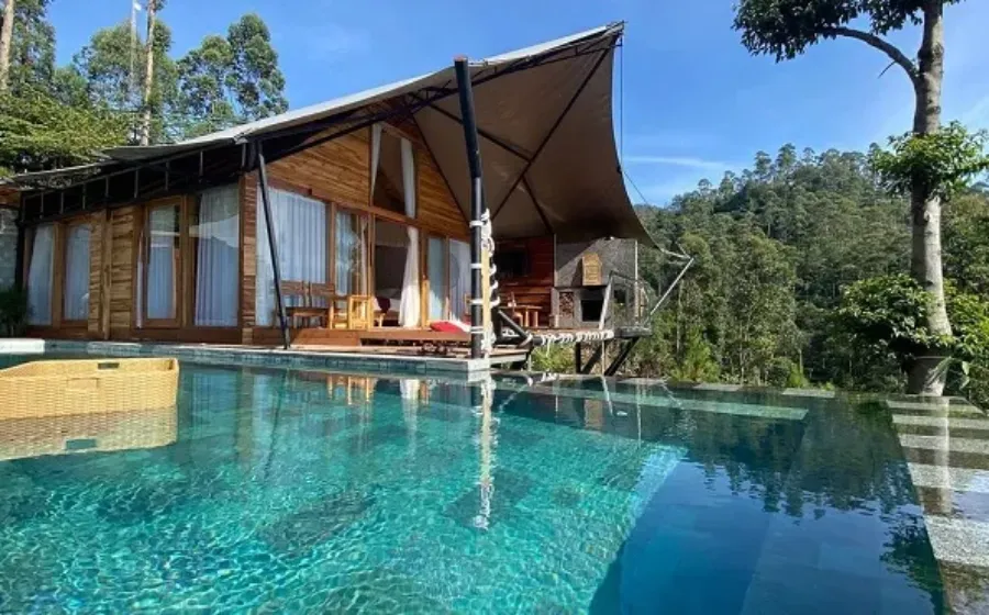Rekomendasi Tempat Menginap di Bandung Murah dan Ada Kolam Renang