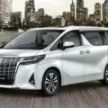 Keuntungan Sewa Alphard Jakarta yang Perlu Anda Ketahui