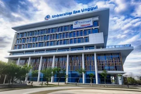 Program Studi Terakreditasi A dan International di Universitas Esa Unggul