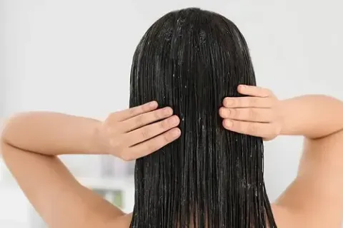 Ketahui 10 Manfaat Conditioner untuk Rambut Lembab dan Sehat