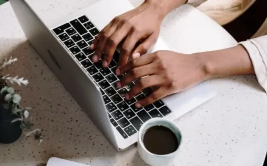 Tips Membuat Blog Puisi Kehidupan yang Bikin Pembaca Terpikat