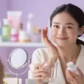 8 Sunscreen Terbaik untuk Kulit Sensitif yang Aman dan Efektif