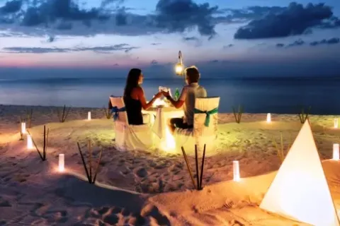 Destinasi Wisata Paling Romantis di Dunia yang Bikin Kamu dan Pasangan Serasa di Negeri Dongeng