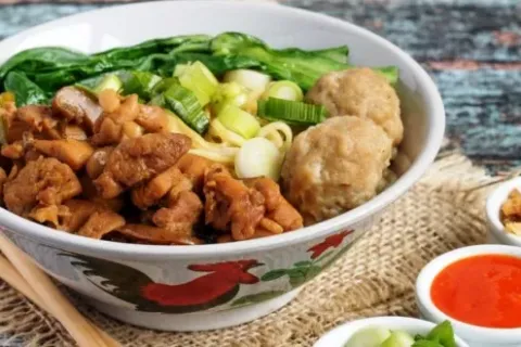 Berbagai Jenis Mie Ayam di Indonesia yang Bikin Ketagihan dan Wajib Dicoba