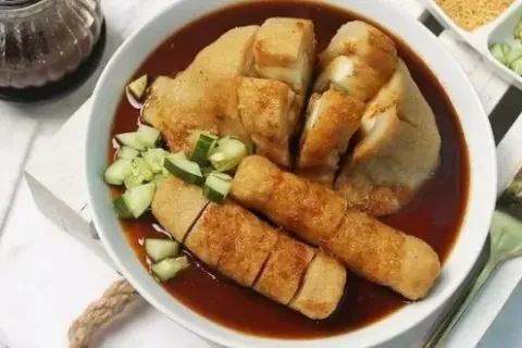 Berbagai Makanan Khas Palembang, Dari Pempek Sampai Pindang yang Bikin Lidahmu Ketagihan
