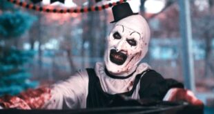 Film Horor Terrifier 2 yang Bikin Kamu Nggak Berani ke Kamar Mandi Sendirian Lagi Karena Art the Clown Makin Sadis dan Brutal