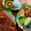 Mengenal Nasi Tempong Makanan Tradisional Bali yang Pedasnya Bikin Kamu Ketagihan dan Pengen Nambah