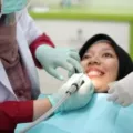 Manfaat Merawat Kesehatan Gigi untuk Produktivitas dan Gaya Hidup Sehat di Klaten