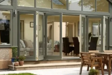 Sliding Door & Folding Door untuk Hunian Kekinian dari Roda Bangun Mandiri