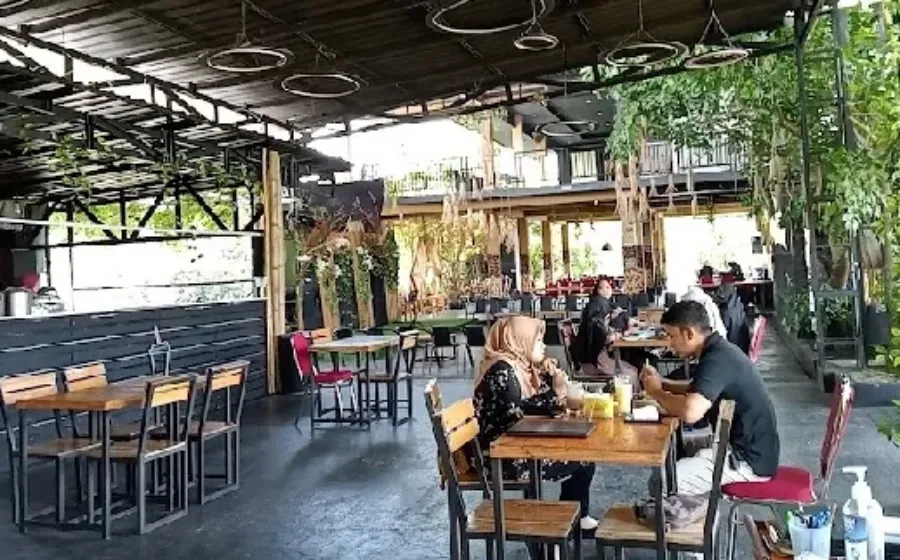 Rekomendasi Cafe Terbaik di Karanganyar Tempat Nongkrong Favorit