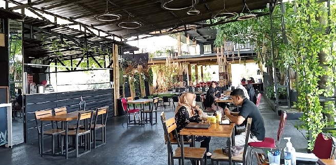 Rekomendasi Cafe Terbaik di Karanganyar Tempat Nongkrong Favorit