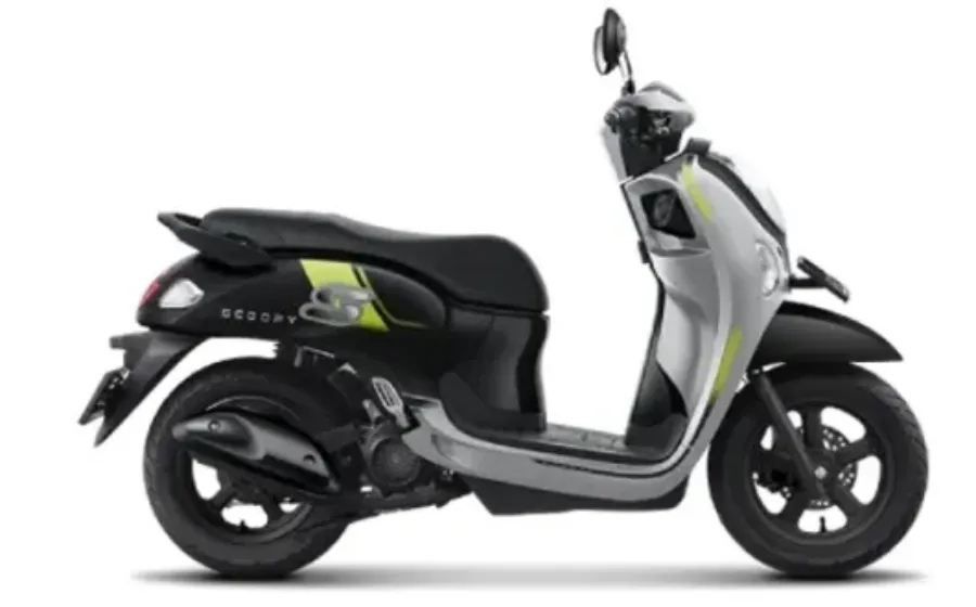 Pengendara Motor yang Merokok di Jalanan Itu Menyebalkan