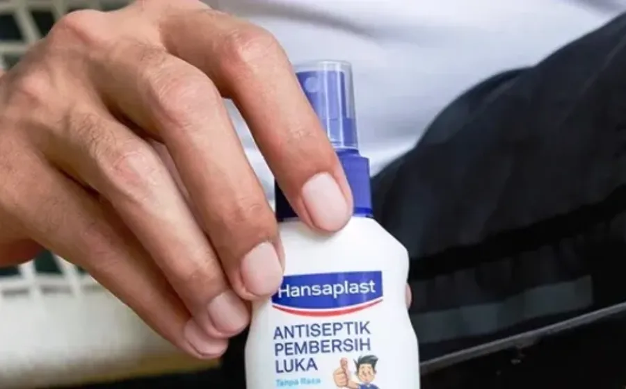 Pembersih Luka Hansaplast Spray Antiseptik untuk Perawatan Praktis