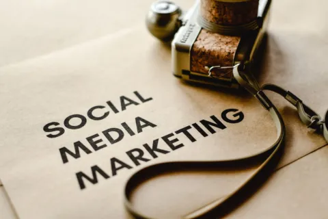 Ilustrasi ide konten promosi media sosial untuk strategi pemasaran bisnis digital