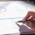 Pencatatan cara membuat laporan keuangan sederhana di lembar kerja spreadsheet untuk usaha kecil