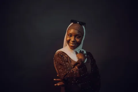 Panduan praktis memilih warna hijab sesuai kulit untuk penampilan stylish
